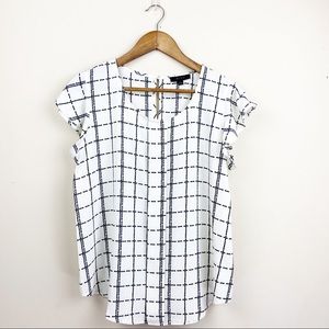 White/black blouse Large